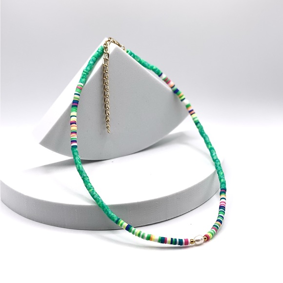 NEW….. Heishi Beaded with Genuine Freshwater Pearl Necklace - Picture 4 of 13